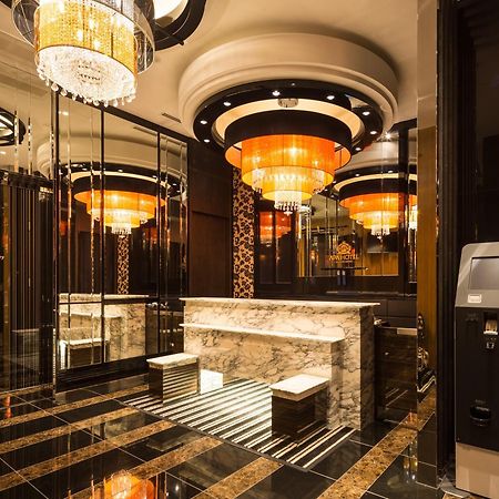 Apa Hotel Iidabashi Ekiminami Tokyo Esterno foto